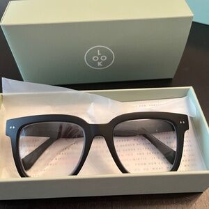 Brand new Lookoptic  progressive readers 2.50